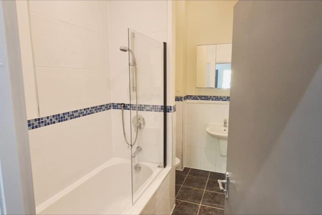Luxury 2 Bed 2 Bath Suite Preston  Ngoại thất bức ảnh